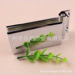 淋浴房隔断玻璃夹哪家好？