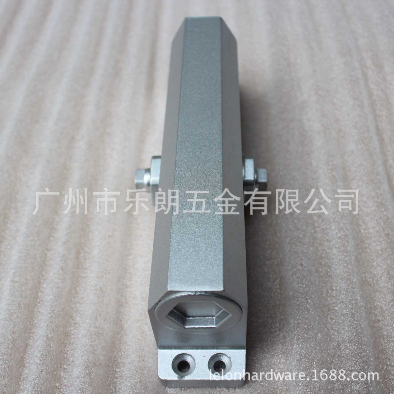 95视频在线观看网站95视频网RDC-05 重型方背闭门器