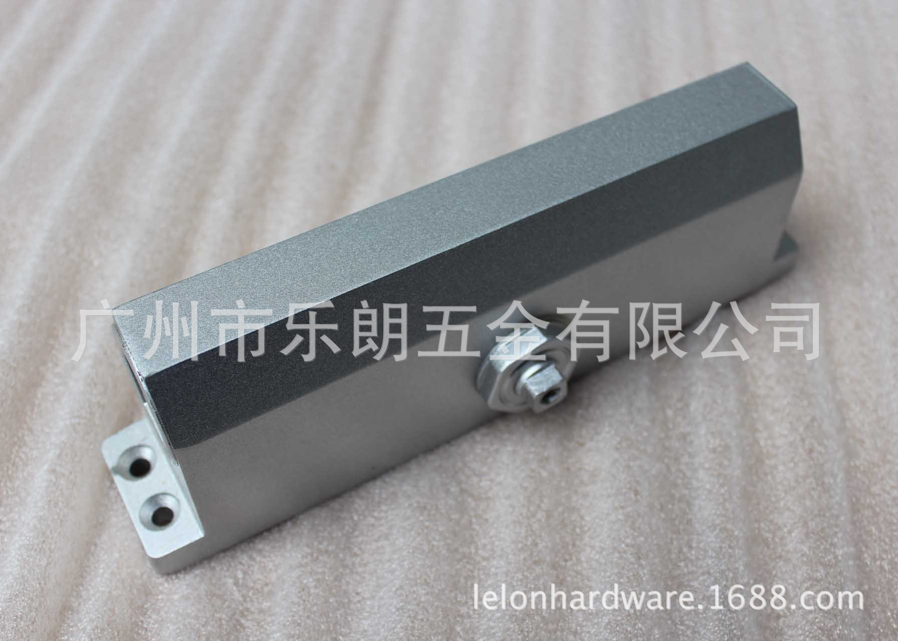 95视频在线观看网站95视频网RDC-05 重型方背闭门器