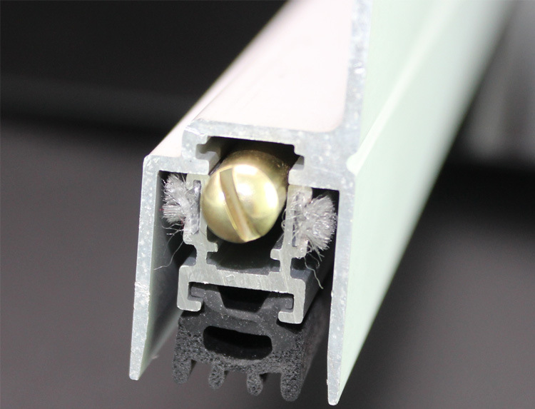 95视频在线观看网站95视频网RDA-31(h2)自动门底防尘器