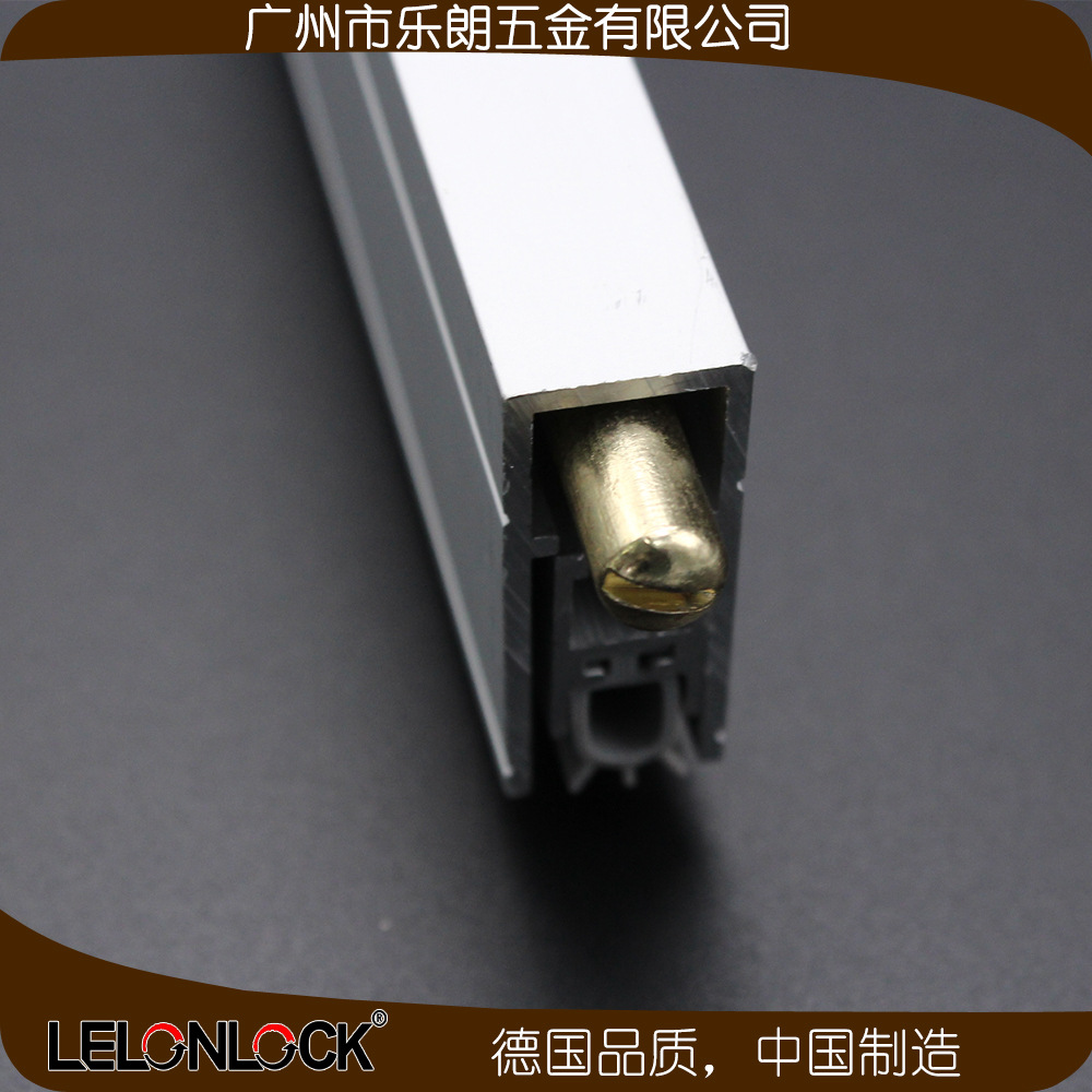 95视频在线观看网站95视频网门底防尘器